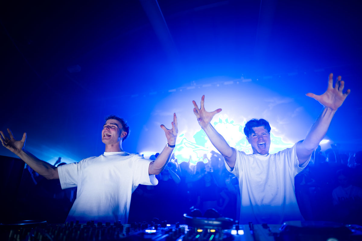 Loading... just a sec